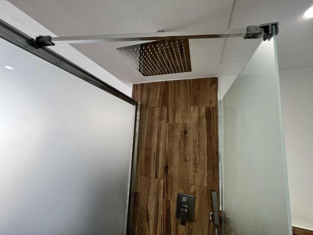 Ilustre Rooms Malaga Bilik gambar